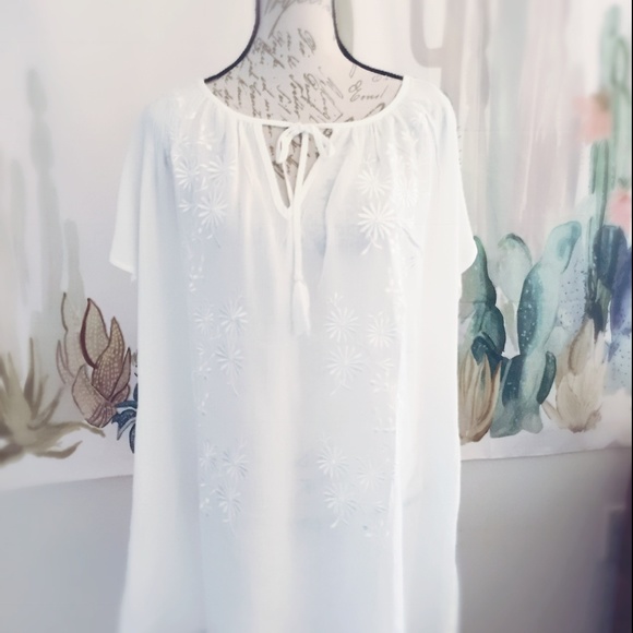 torrid Other - Torrid NWT Embroidered Swim Coverup Tunic White